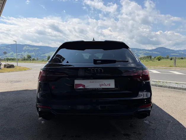 AUDI RS4 Avant 25 year edition quattro tiptronic
