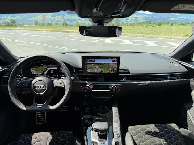 AUDI RS4 Avant 25 year edition quattro tiptronic