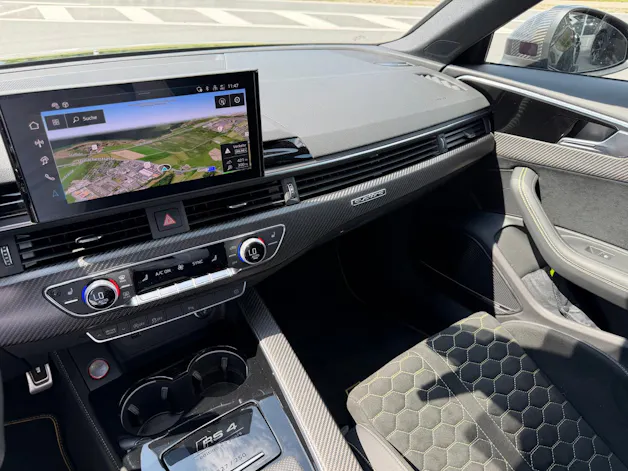 AUDI RS4 Avant 25 year edition quattro tiptronic