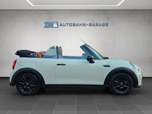 Mini Cabrio F57 1.5i Cooper