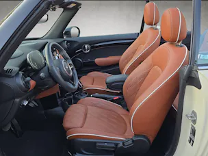 Mini Cabrio F57 1.5i Cooper