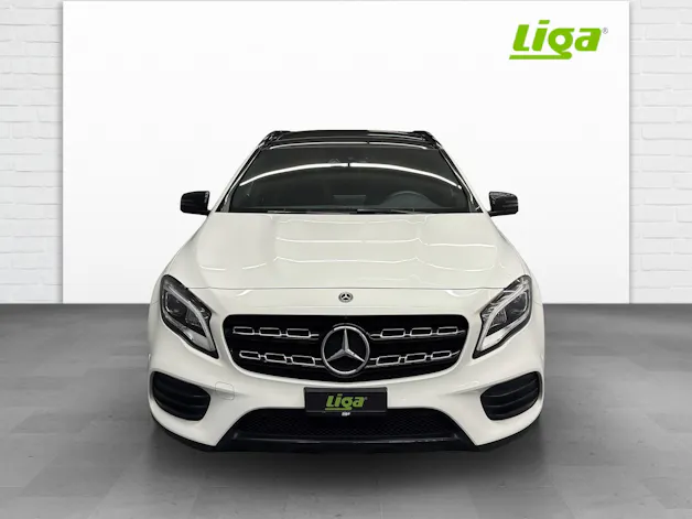 Mercedes-Benz GLA 250 Swiss Star AMG Line