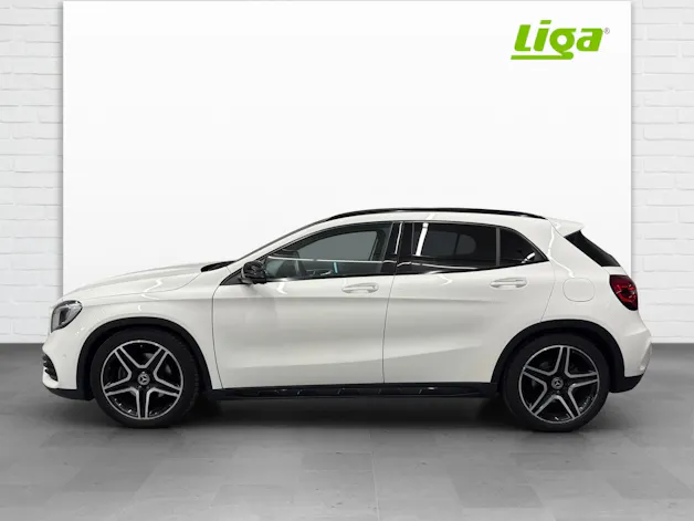 Mercedes-Benz GLA 250 Swiss Star AMG Line