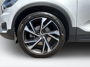 Volvo XC40 2.0 B5 MH R-Design AWD