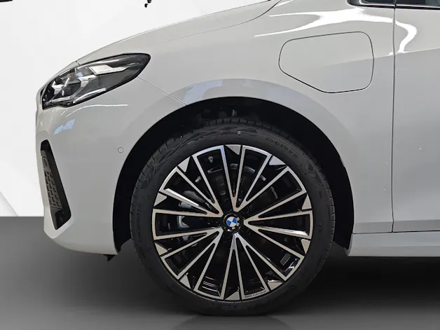 BMW 230e xDrive Active Tourer M Sport