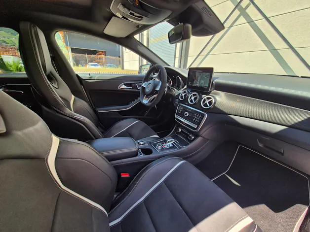 Mercedes-Benz CLA 45 AMG 4Matic Speedshift