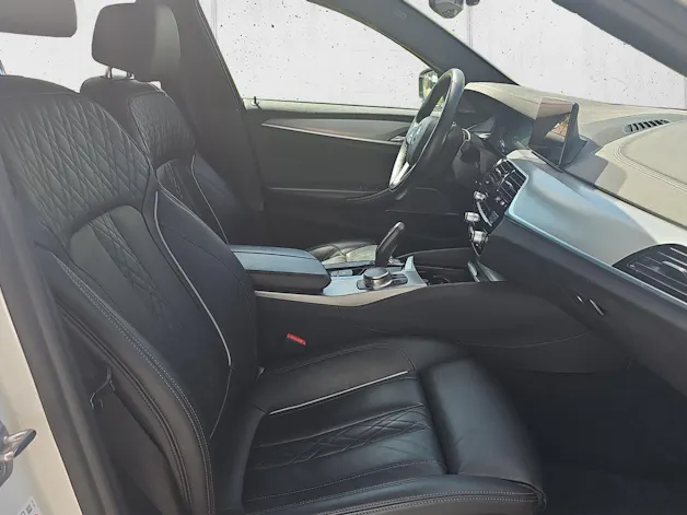 BMW 530e Luxury Line