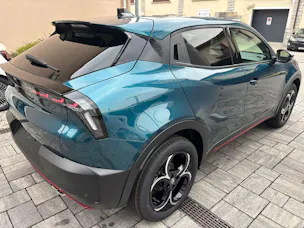 Alfa Romeo Junior 1.2 48V Hybrid Speciale