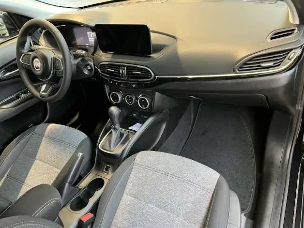 Fiat Tipo 1.5/130 4 Cross Hybrid
