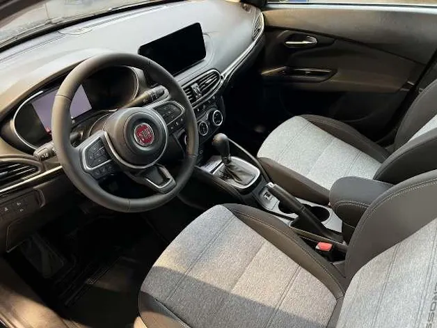 Fiat Tipo 1.5/130 4 Cross Hybrid