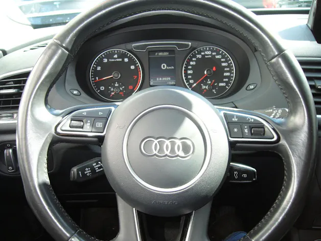 Audi Q3 2.0 TFSI sport quattro S-tronic 180 PS
