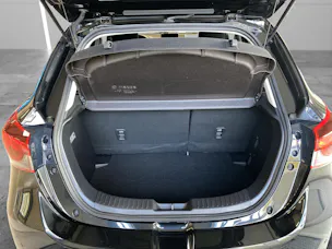 Mazda 2 SKYACTIV-G 90 Homura Automat