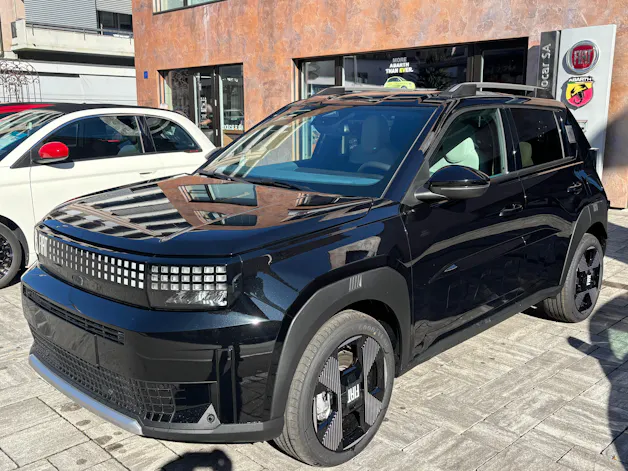 FIAT Grande Panda Elektro La Prima
