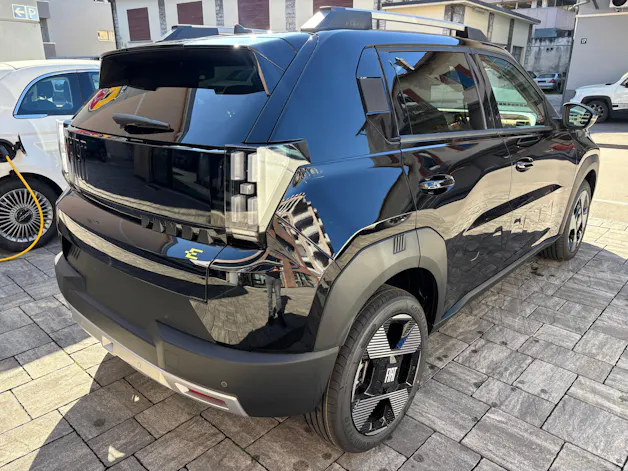 FIAT Grande Panda Elektro La Prima