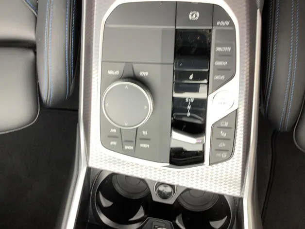 BMW 330e xDrive M Sport