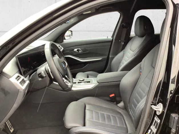 BMW 330e xDrive M Sport
