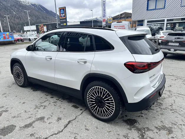 Mercedes-Benz EQA 350 Swiss Star AMG Line 4matic