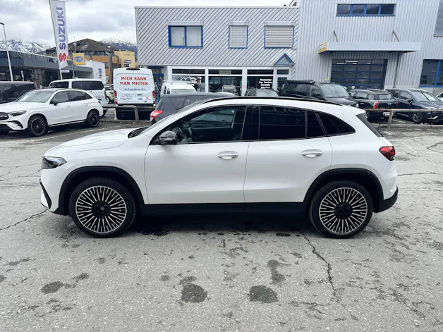 Mercedes-Benz EQA 350 Swiss Star AMG Line 4matic