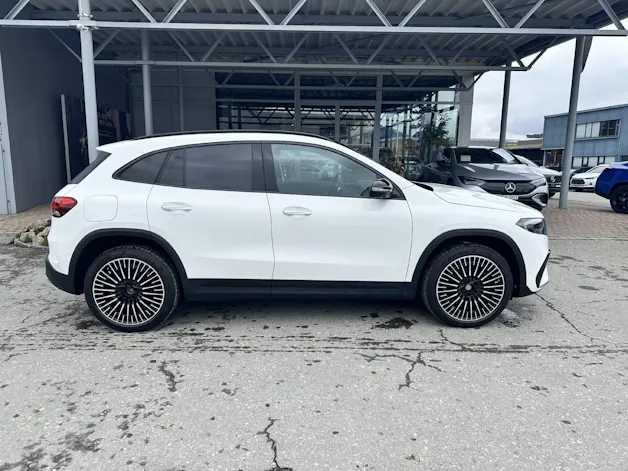 Mercedes-Benz EQA 350 Swiss Star AMG Line 4matic