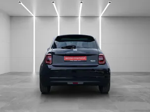 Fiat 500 electric 87 kW La Prima By Bocelli Top