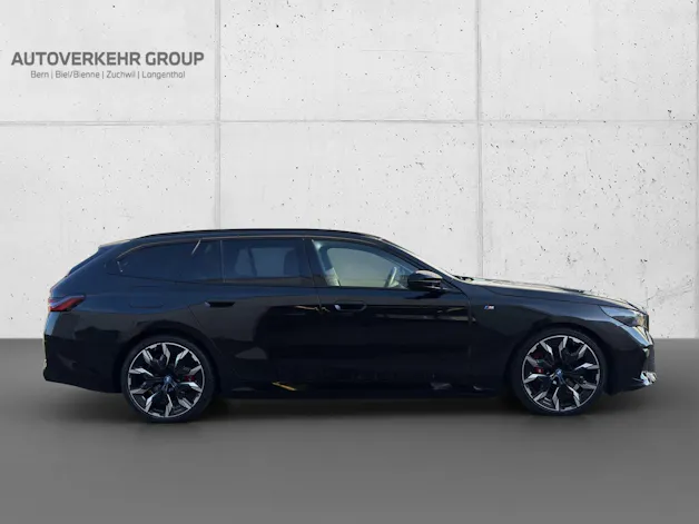 BMW i5 M60 Tour. M Sport Pro