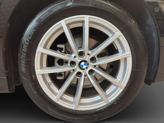 BMW 318i Touring
