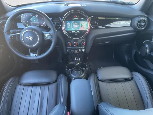 Mini Cooper Camden EditioDKG