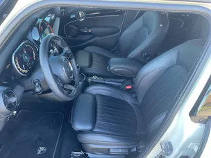Mini Cooper Camden EditioDKG