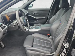 BMW 330e xDrive M Sport