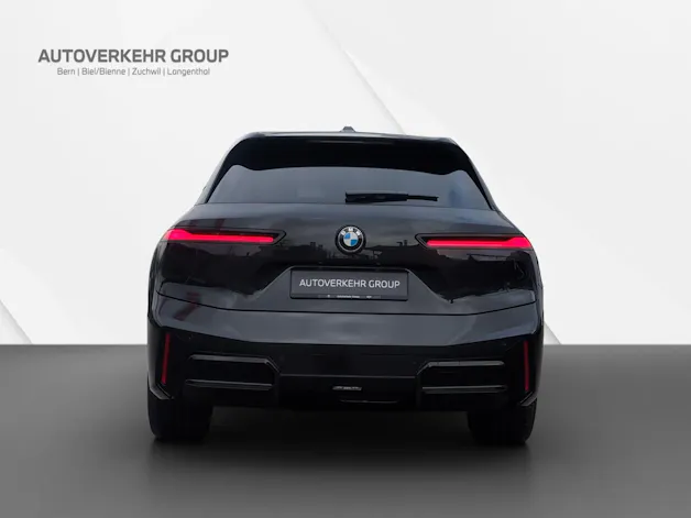 BMW iX xDrive45 M Sport