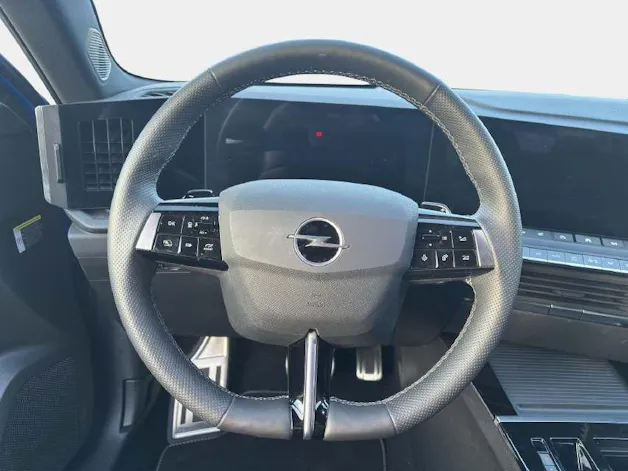 Opel Astra 1.2 T 130 Swiss Plus
