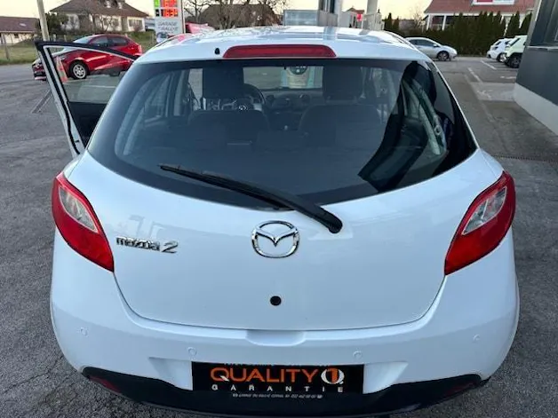 Mazda 2 1.5i 16V Exclusive Automatic
