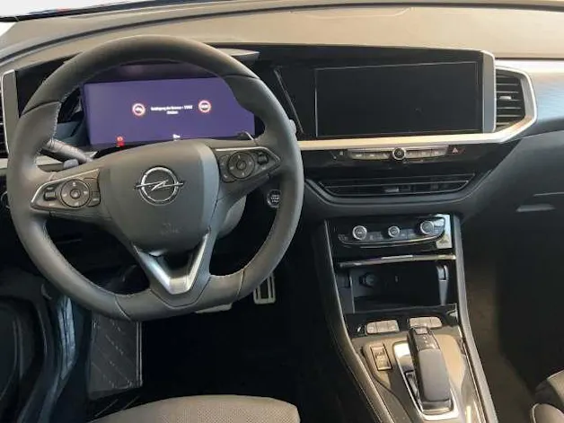 Opel Grandland 1.6T/225 Elegance Hybrid