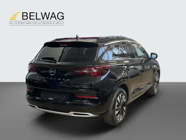 Opel Grandland 1.6T/225 Elegance Hybrid