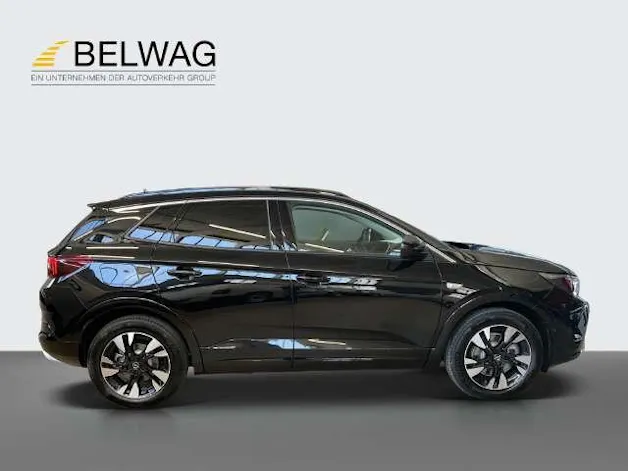 Opel Grandland 1.6T/225 Elegance Hybrid