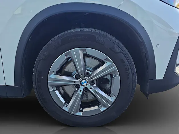 BMW X1 xDrive 23i 48V