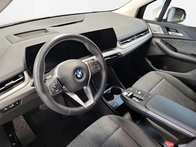BMW 218d Active Tourer DKG