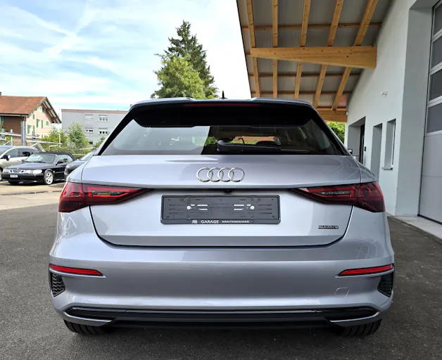 Audi A3 Sportback 40 TFSI advanced quattro