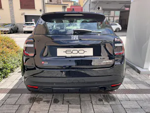 Fiat 600h Mild Hybrid Icon Swiss Edition