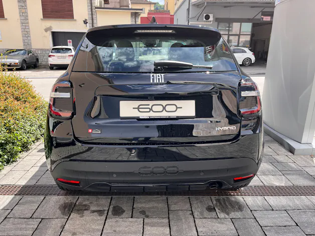 Fiat 600h Mild Hybrid Icon Swiss Edition