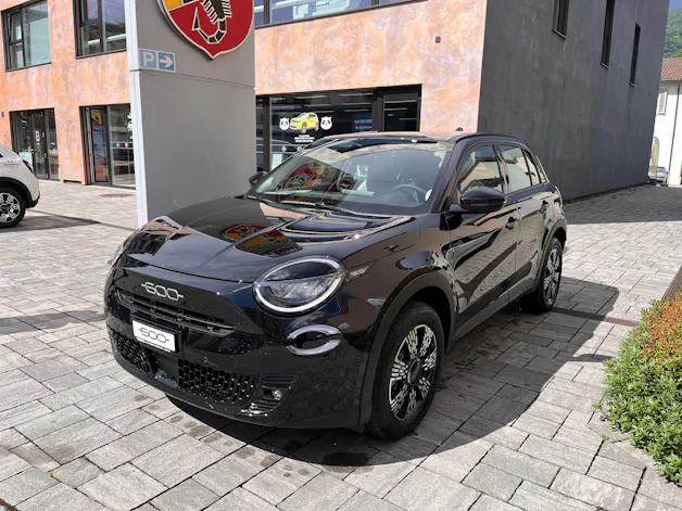 Fiat 600h Mild Hybrid Icon Swiss Edition