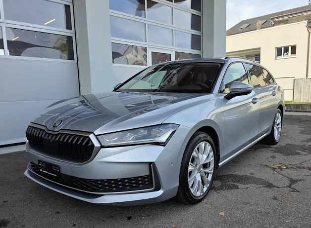 Škoda Superb Combi 2.0 TDi Selection 4x4 DSG