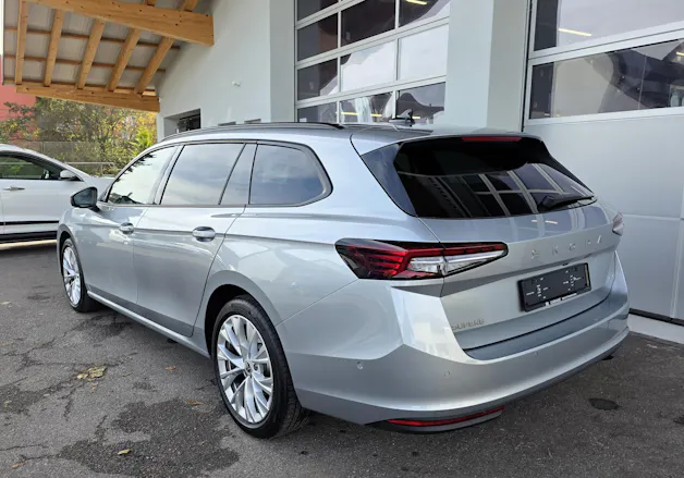 Škoda Superb Combi 2.0 TDi Selection 4x4 DSG
