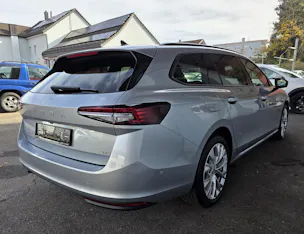 Škoda Superb Combi 2.0 TDi Selection 4x4 DSG