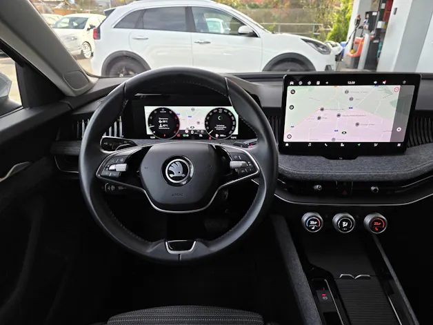Škoda Superb Combi 2.0 TDi Selection 4x4 DSG
