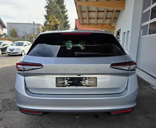 Škoda Superb Combi 2.0 TDi Selection 4x4 DSG
