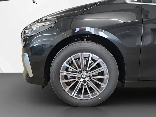 BMW 218i Active Tourer Luxury Line DKG