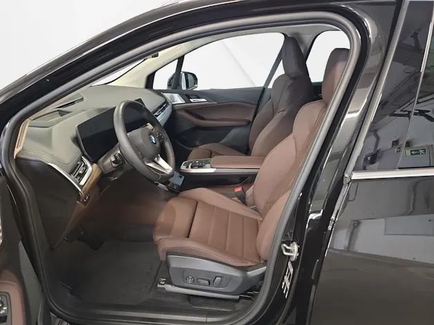 BMW 218i Active Tourer Luxury Line DKG
