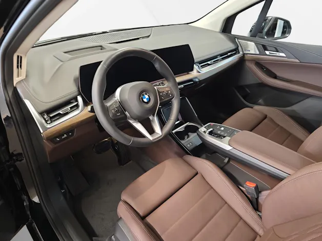 BMW 218i Active Tourer Luxury Line DKG