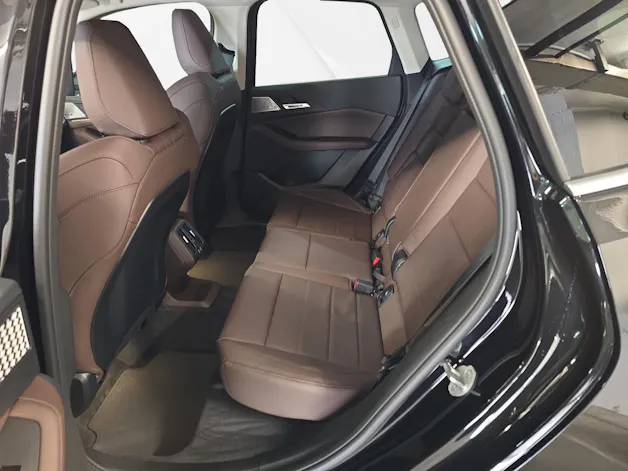 BMW 218i Active Tourer Luxury Line DKG